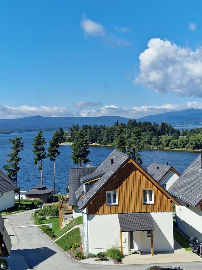 Deluxe Apartment Lipno - Lake Side Village, Frymburk Nad Vltavou المظهر الخارجي الصورة