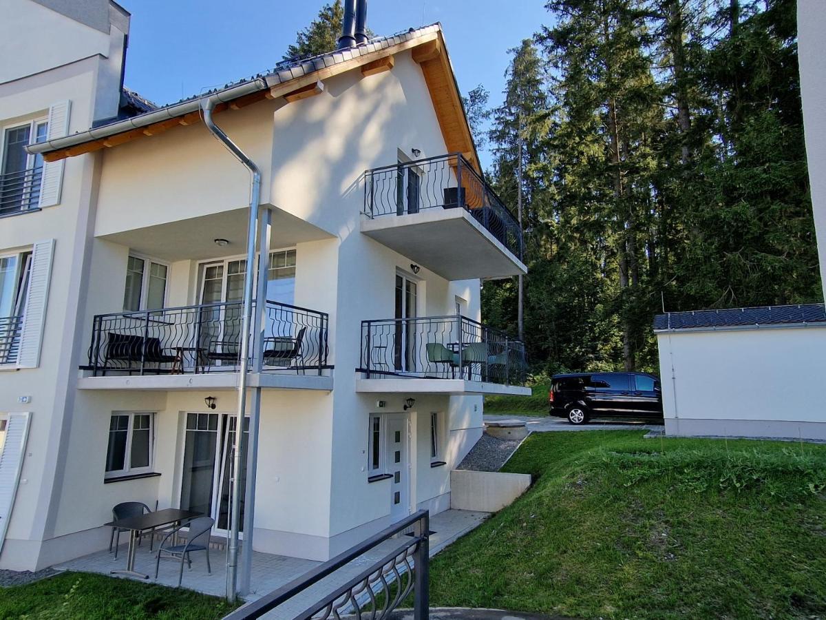 Deluxe Apartment Lipno - Lake Side Village, Frymburk Nad Vltavou المظهر الخارجي الصورة