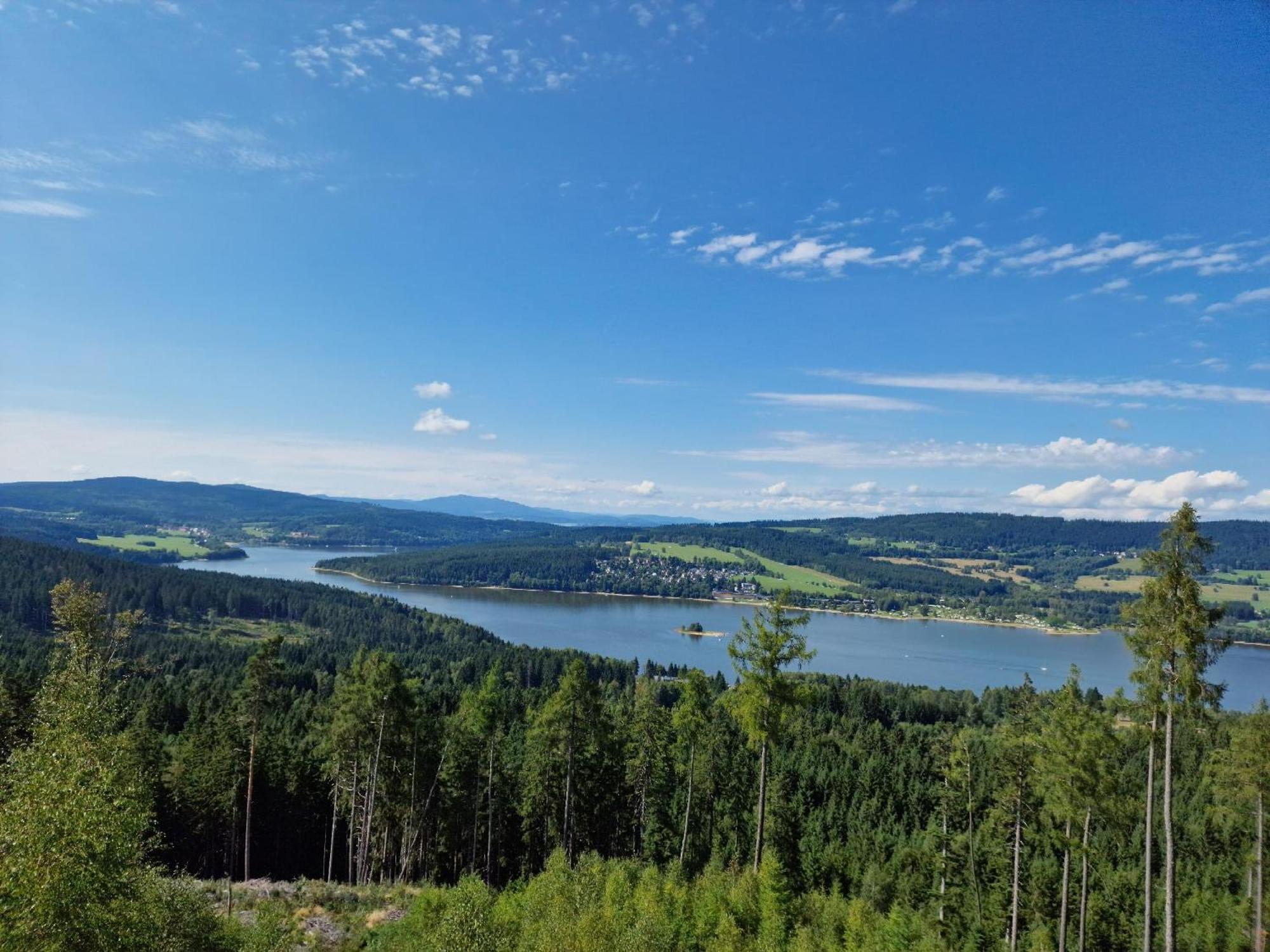 Deluxe Apartment Lipno - Lake Side Village, Frymburk Nad Vltavou المظهر الخارجي الصورة